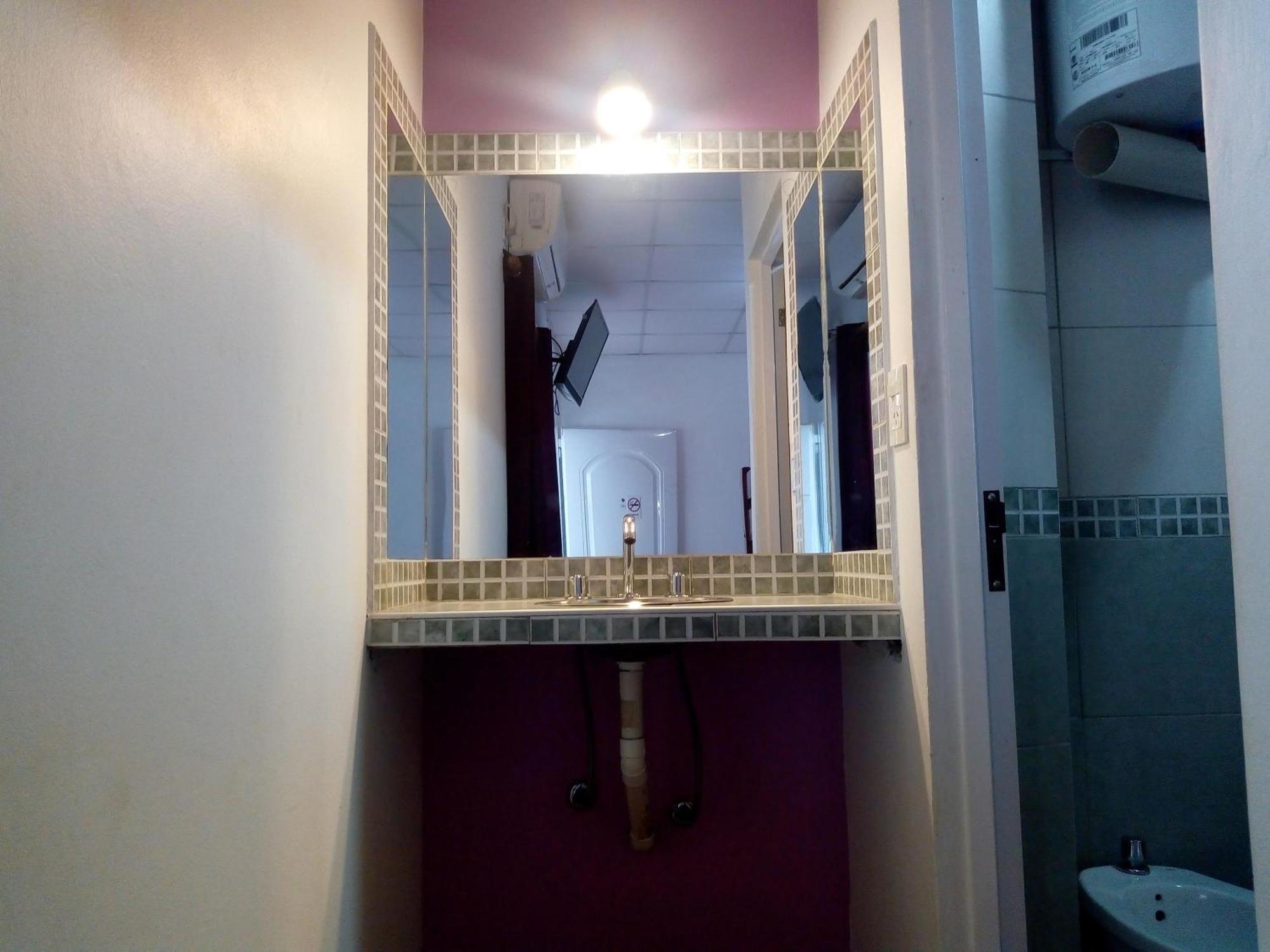 Residencial Santiago Habitaciones Hotel Bed & Break Fast Posadas Exterior photo